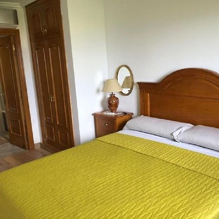 Valencia, Ideally Located 3Bed-2Bath Apart.Few Mints Walk From Beach,Pool,Shop. Port Saplaya Esterno foto
