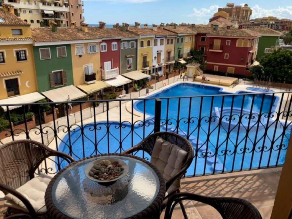 Valencia, Ideally Located 3Bed-2Bath Apart.Few Mints Walk From Beach,Pool,Shop. Port Saplaya Esterno foto